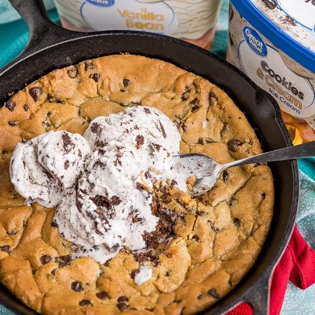 Lady's Chocolate Chip Skillet Cookie – Modern Honey