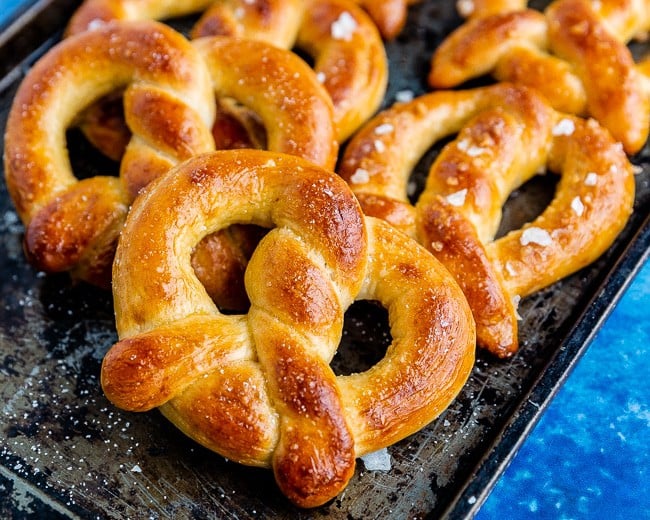 Easy Homemade Pretzels • Love From The Oven