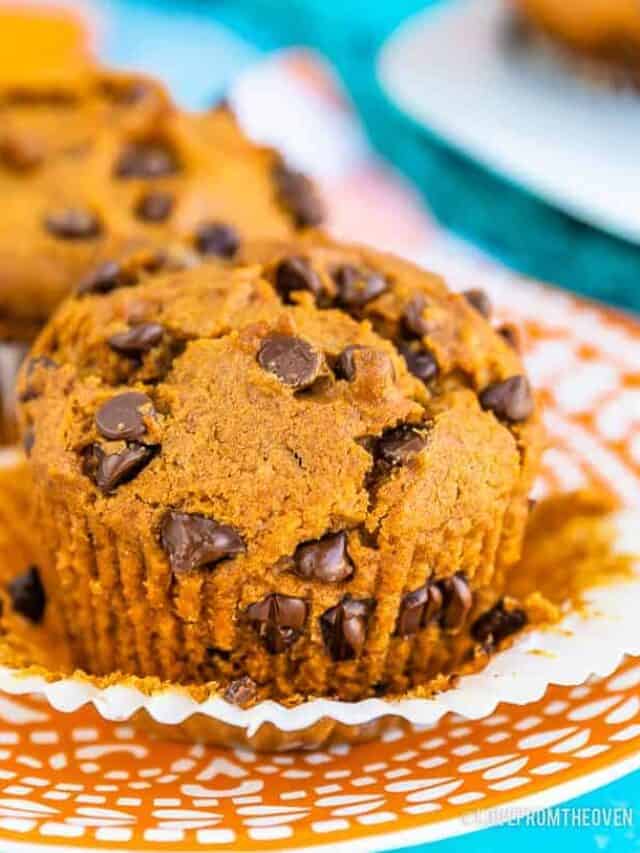 vegan-chocolate-chip-pumpkin-muffins