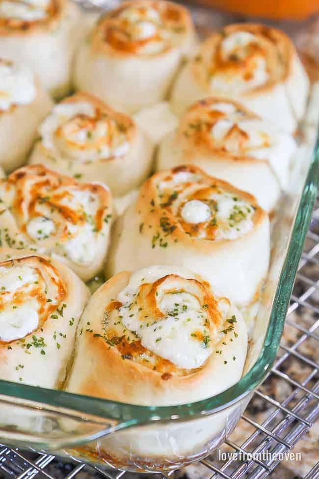 Cheesy Garlic Rolls