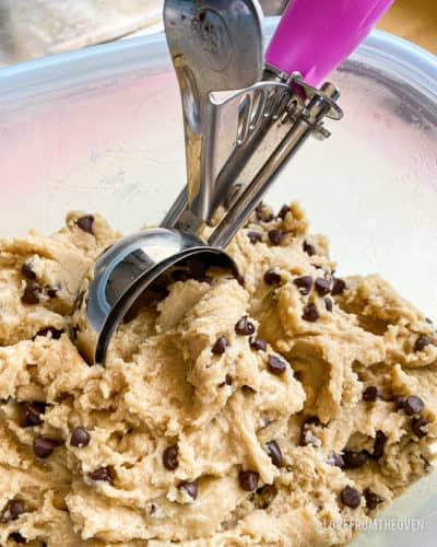 Chocolate chip cookie dough