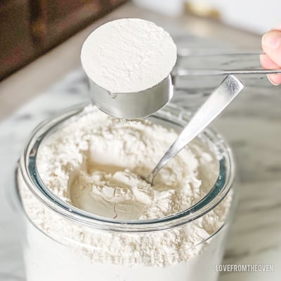 A measuring cup full of floir