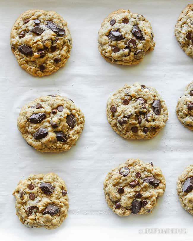 oatmeal chocolate chip cookies