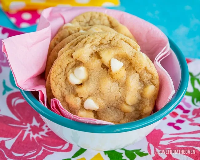 A close up of food, white Chocolate chip cookies