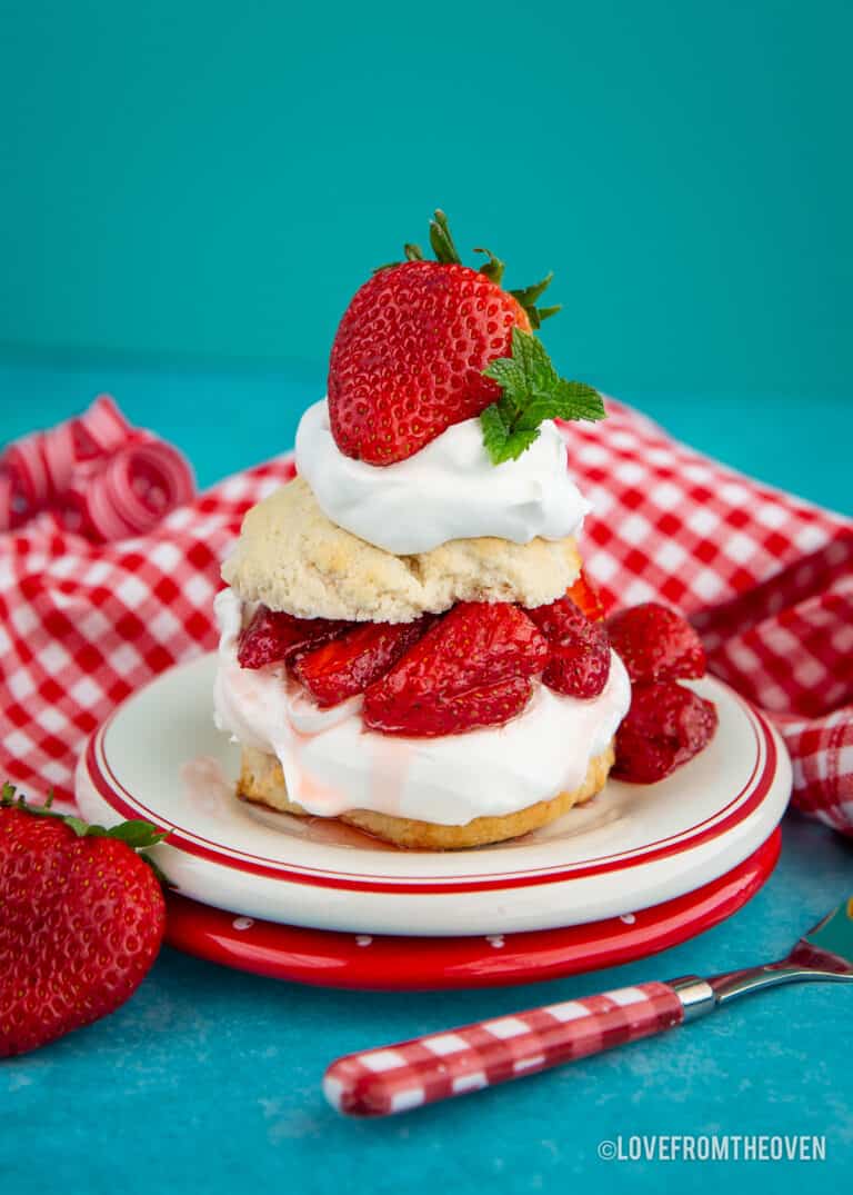 Bisquick Strawberry Shortcake on a blue background.