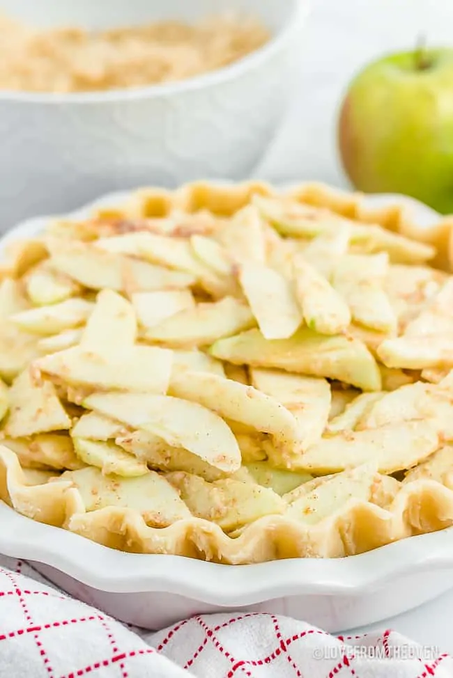 Dutch apple pie recipe being made