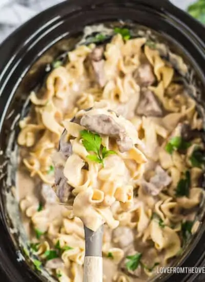 A slow cooker full of beef stroganoff
