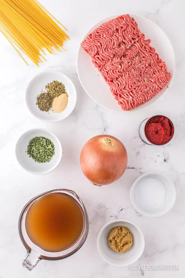 Ingredients to make homemade spaghetti sauce