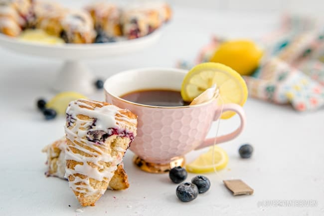 scones and a pink teacup 