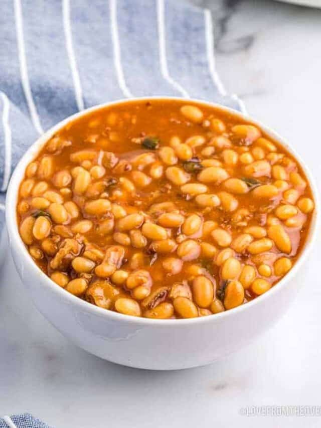 a bowl of baked beans