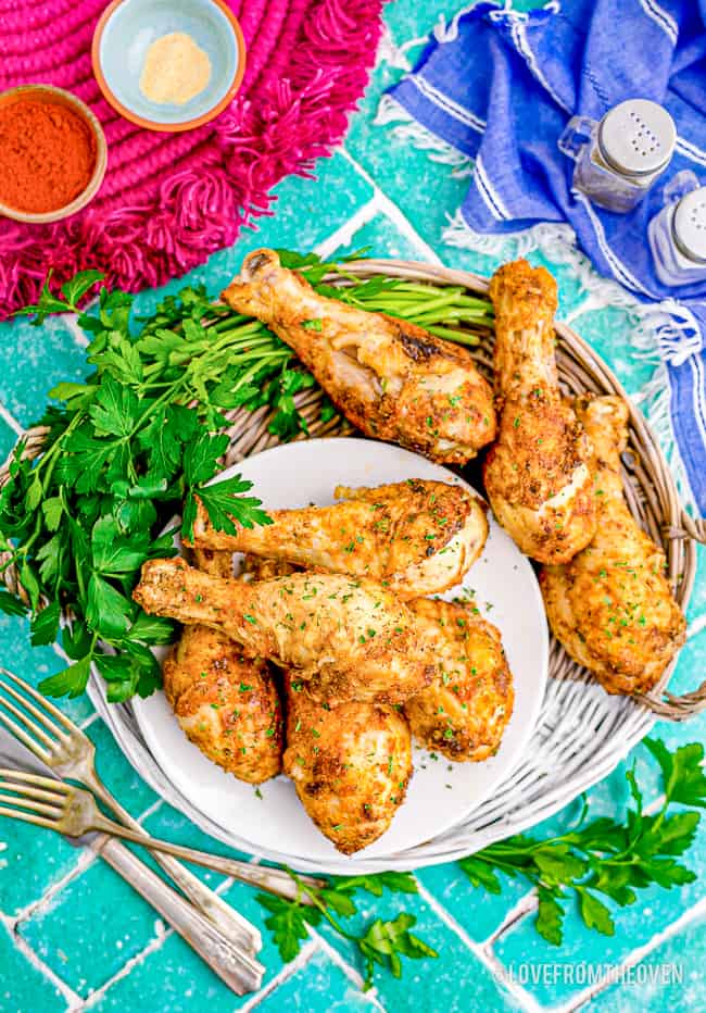 A plate of chicken drumsticks