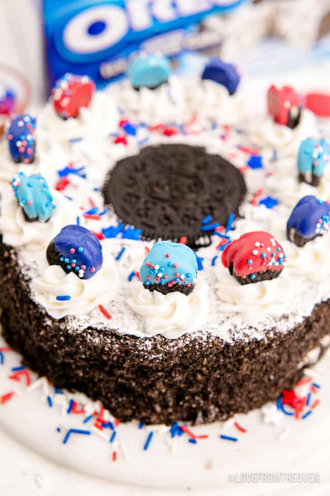 A carvel oreo ice cream cake