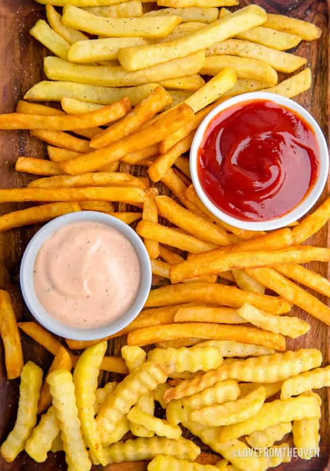 A platter full of french fries made in the air fryer.
