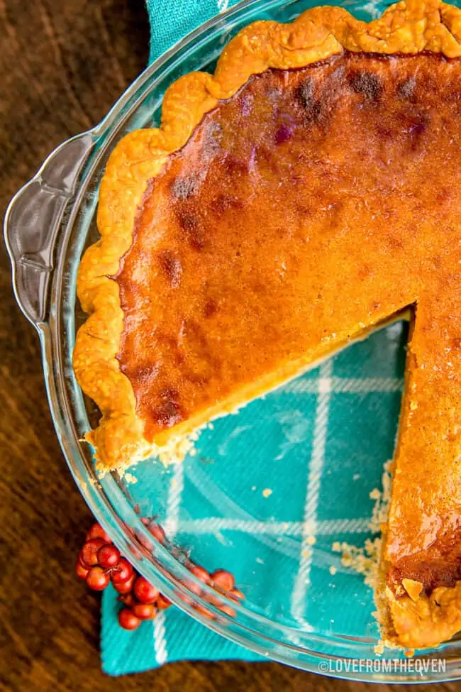 An overhead photo of pumpkin pie.