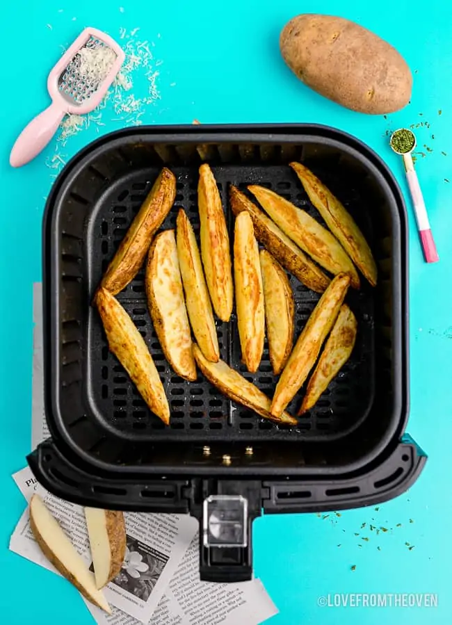 Potato Wedges in an air fryer.
