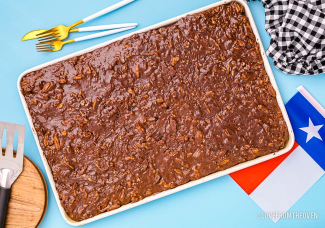 A chocolate sheet cake photo.