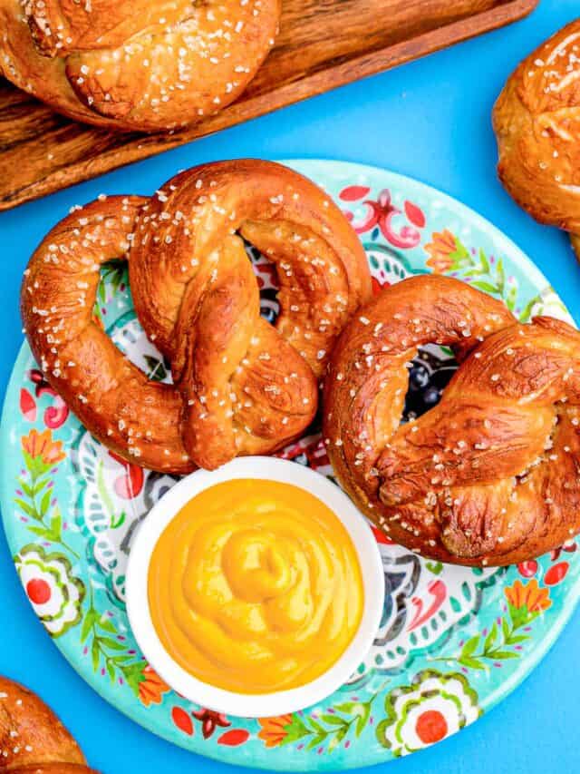 cropped-soft-pretzels-7.jpg