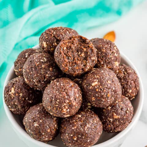 A bowl of no bake energy bites