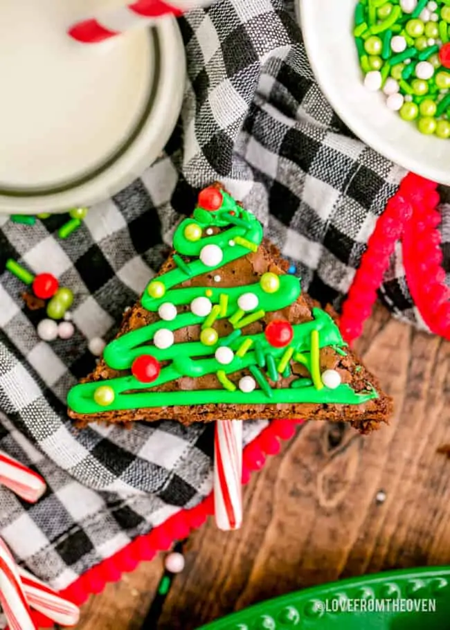 https://www.lovefromtheoven.com/wp-content/uploads/2021/10/christmas-tree-brownies-31-650x910.webp
