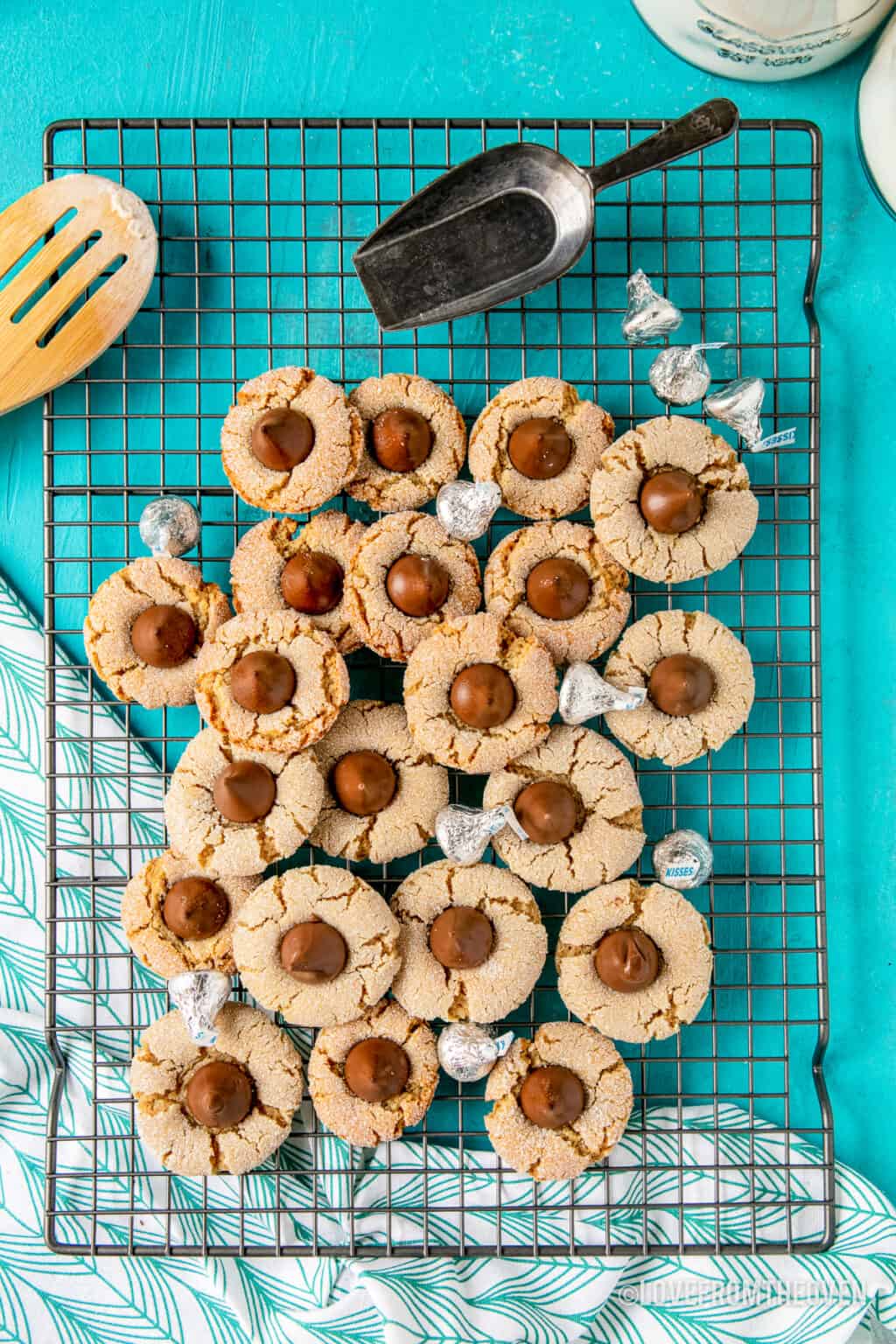 Peanut Butter Blossoms Recipe • Love From The Oven