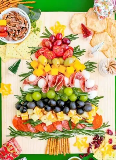cropped-Christmas-Charcuterie_.jpg