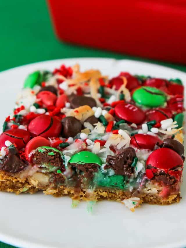 cropped-christmas-magic-cookie-bars-8.jpg