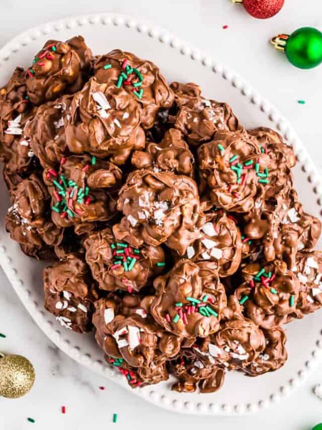 A plate of crockpot peanut clusters