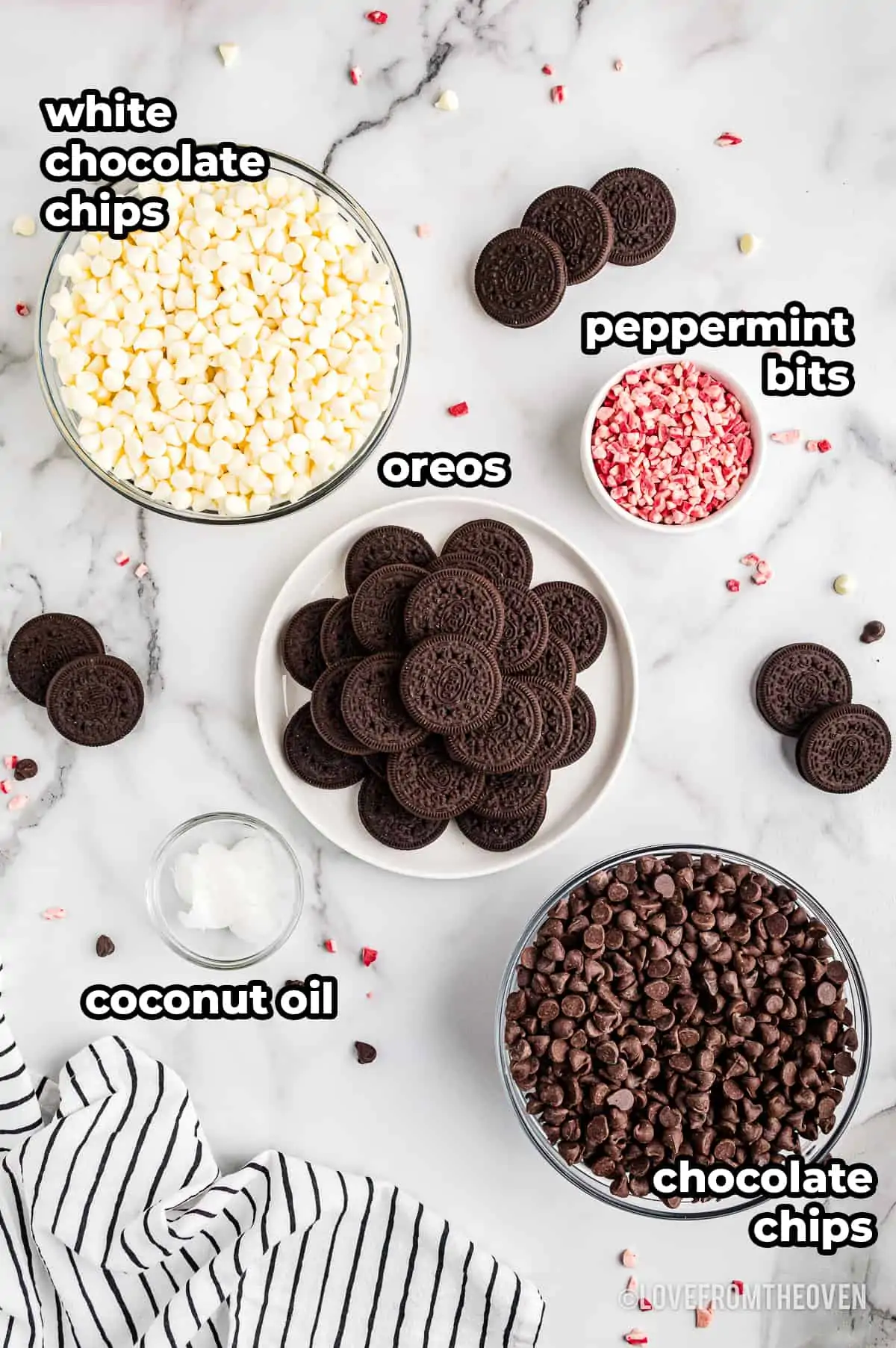 Ingredients for peppermint bark with Oreos