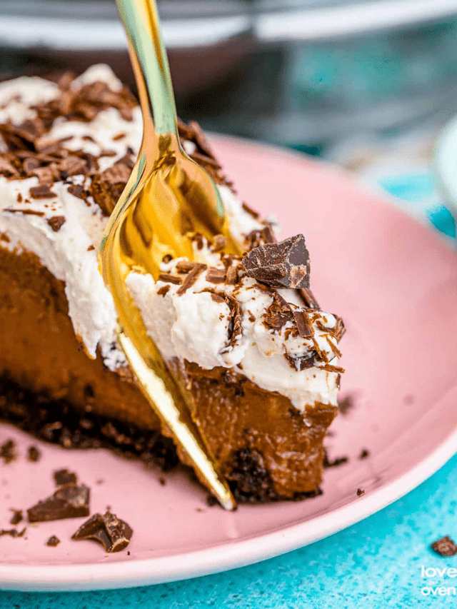 Easy Chocolate Cream Pie Recipe Cover Image