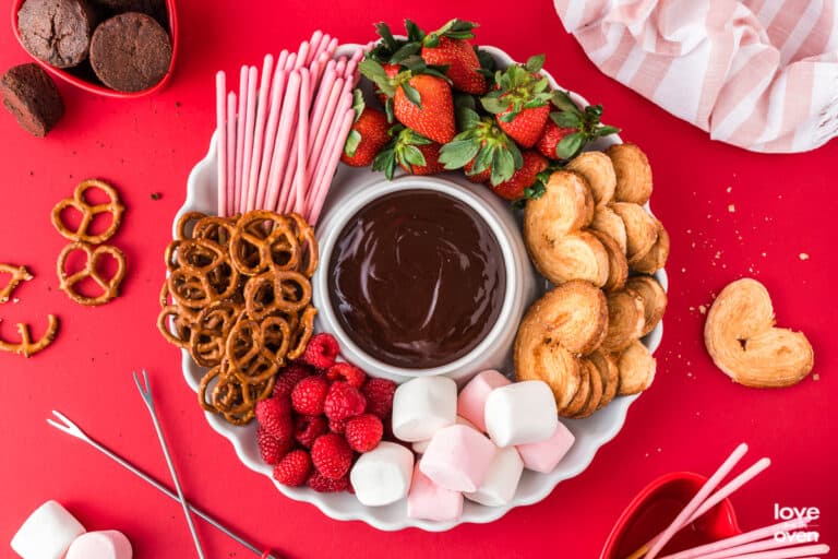 Chocolate Fondue Recipe (Quick and Easy!) • Love From The Oven
