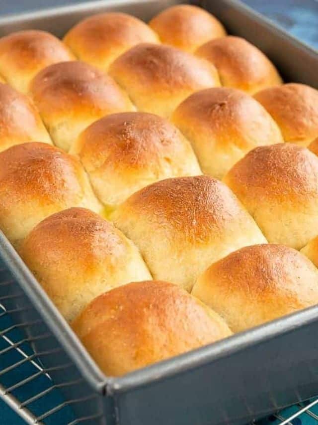 Easy Homemade Dinner Rolls Story • Love From The Oven