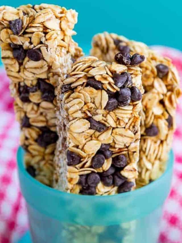 Chewy Chocolate Chip Granola Bars Story • Love From The Oven
