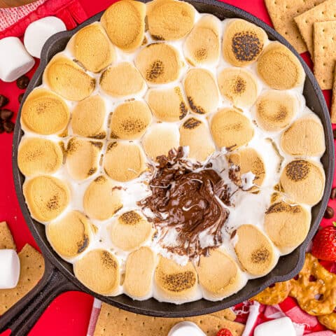 A large skillet full of smores dip