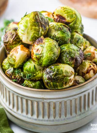 A bowl of brussels sprouts that were made in an air fryer.