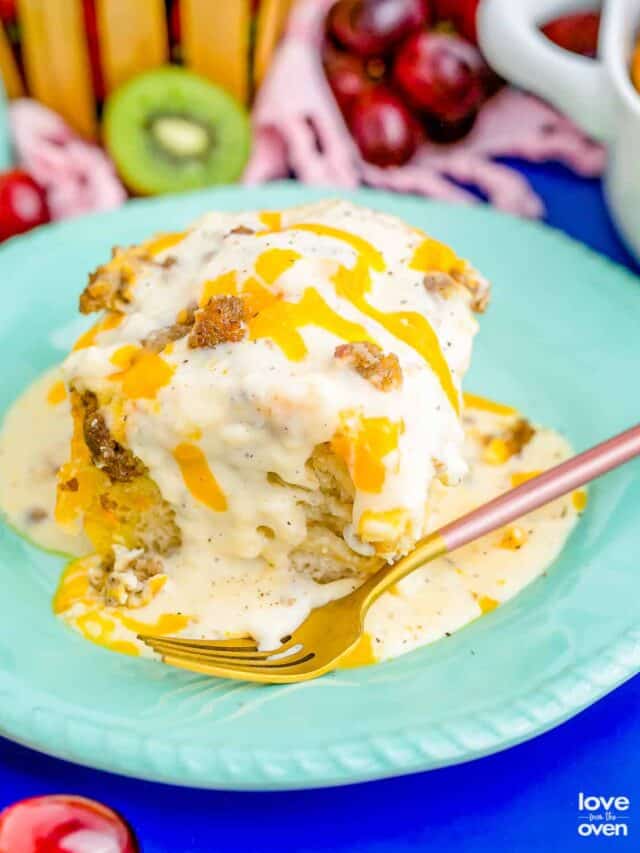 biscuits and gravy casserole on a blue plate