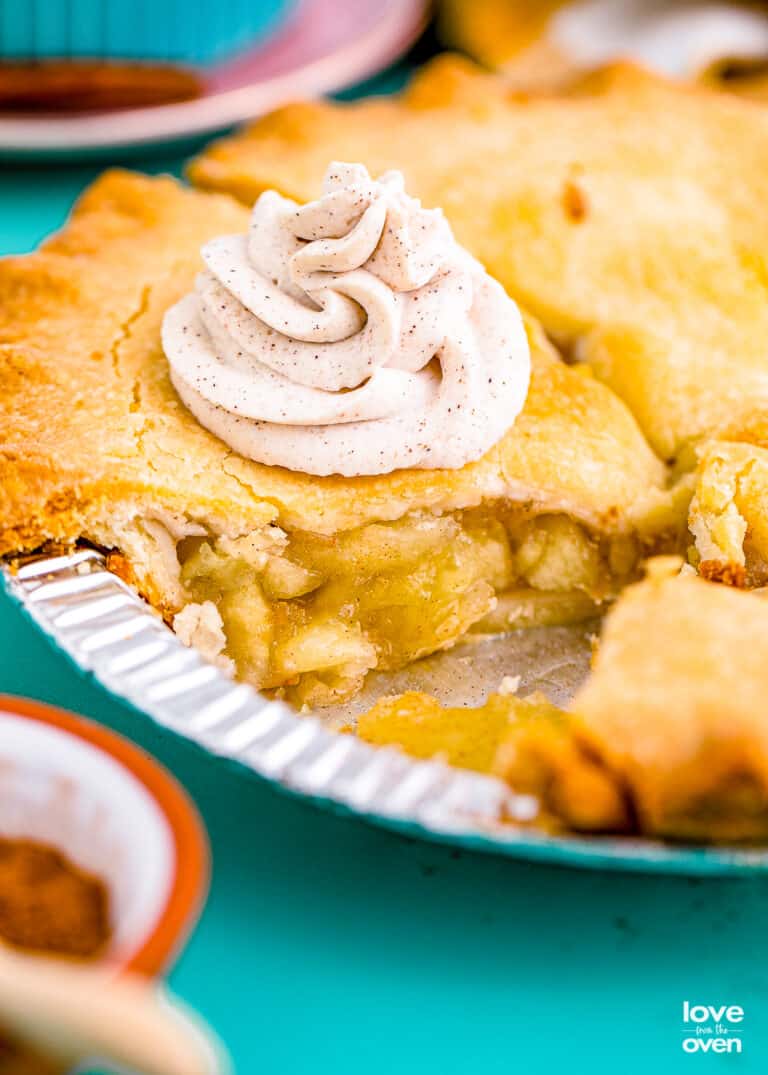 Cinnamon Whipped Cream • Love From The Oven