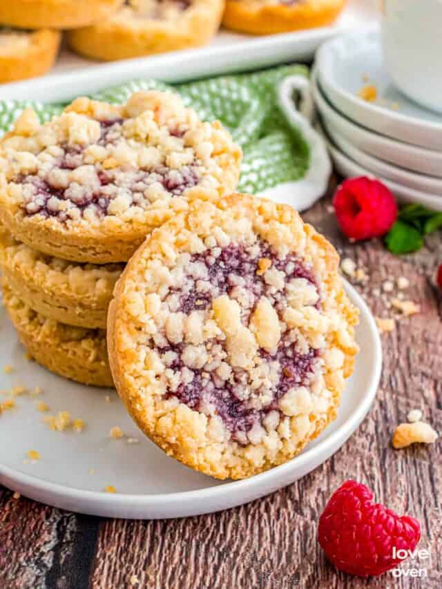 A plate of raspberry crumble cookies.