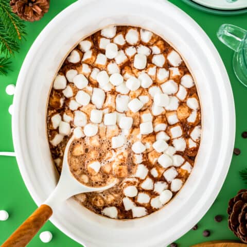 hot chocolate with marshmallows in a crockpot