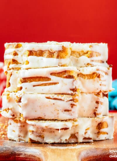 A stack of slices of eggnog bread.