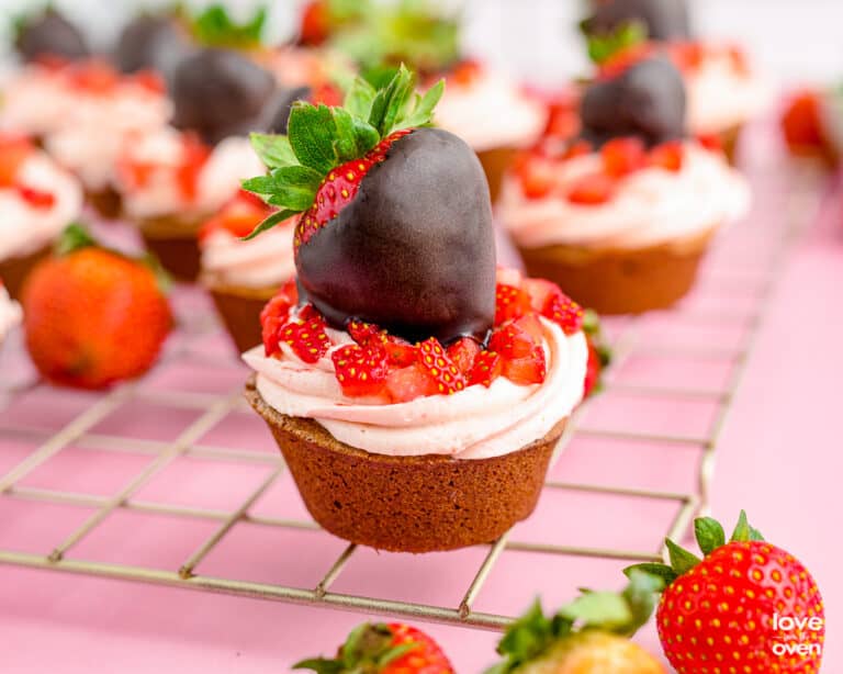 Chocolate Strawberry Cupcakes • Love From The Oven