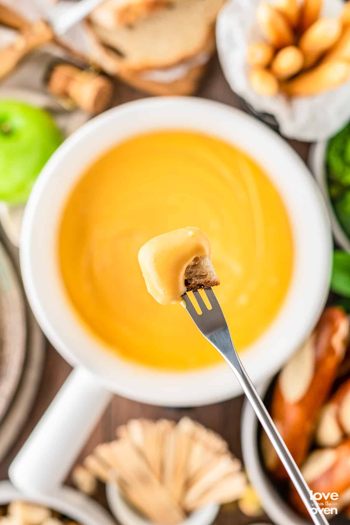 Copycat Melting Pot Cheese Fondue Recipe