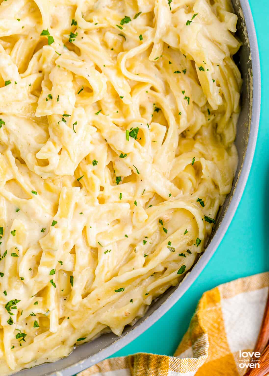 Copycat Olive Garden Alfredo • Love From The Oven