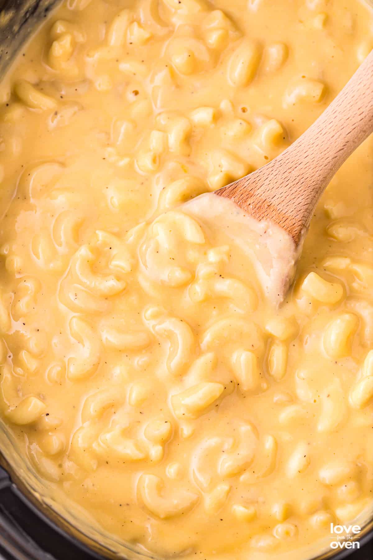 Crock Pot Mac and Cheese - Brown Eyed Baker