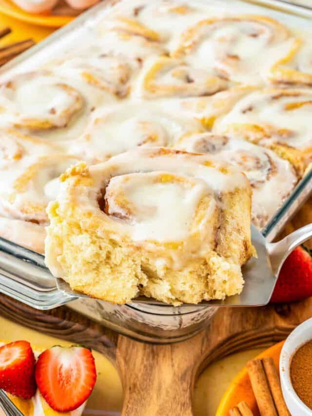 Overnight Cinnamon Rolls Story