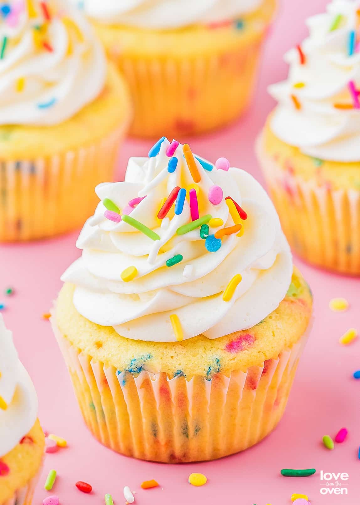 Two Minute Birthday Cupcakes