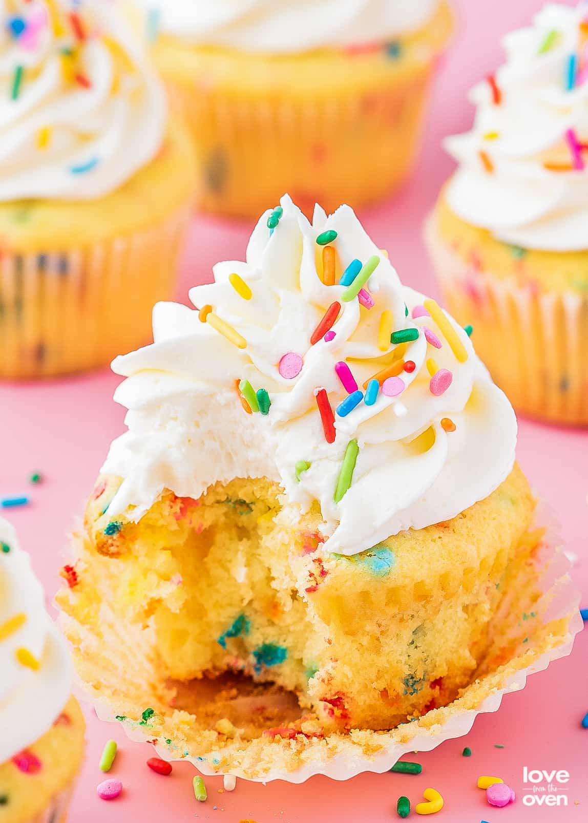 Two Minute Birthday Cupcakes