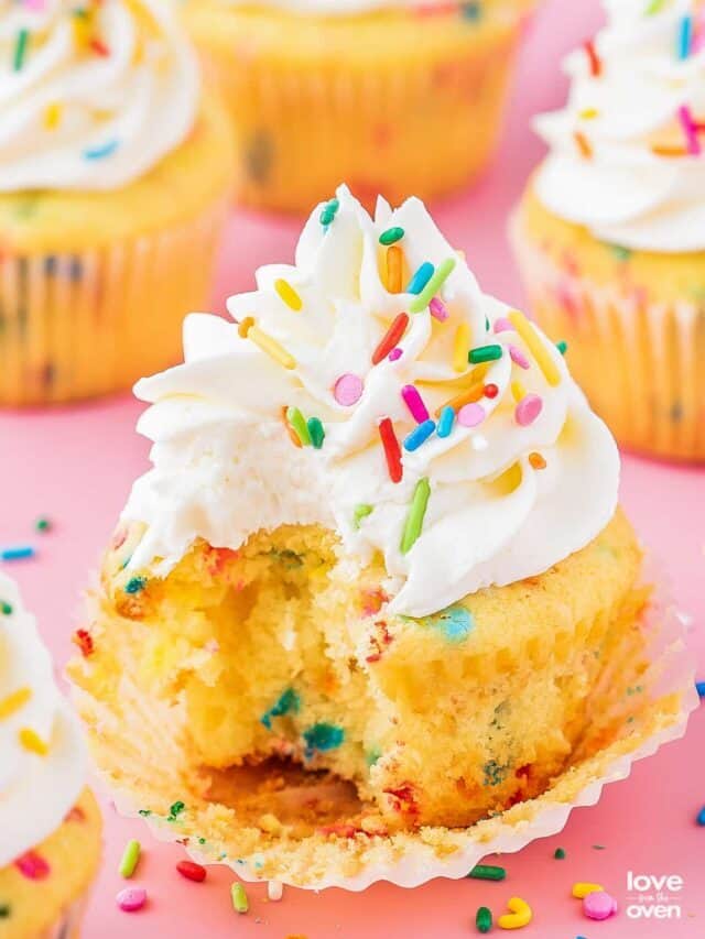 Birthday Cupcakes Story