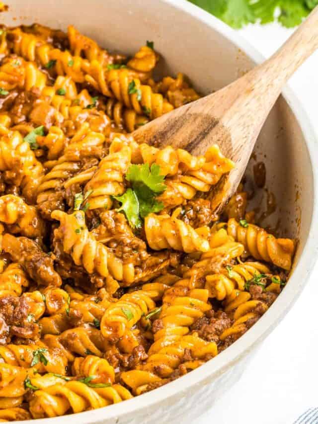 A pan full of enchilada pasta.