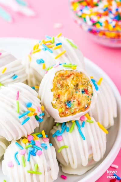 Birthday Cake Pops • Love From The Oven